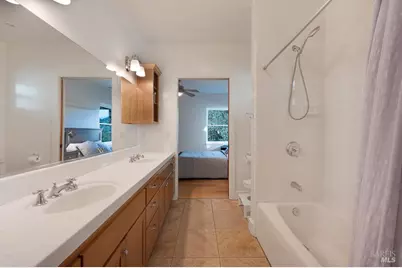801 Samantha Court, Healdsburg, CA 95448 - Photo 17