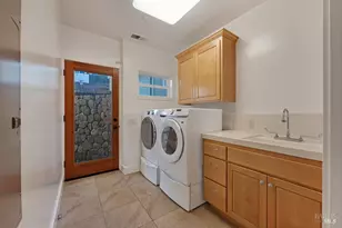 801 Samantha Ct, Healdsburg, CA 95448 - Photo 15