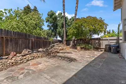 1661 Fairfield Avenue, Fairfield, CA 94533 - Photo 43