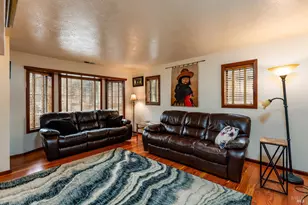 1096 W Standley St, Ukiah, CA 95482 - Photo 9