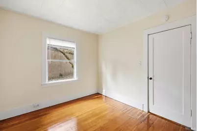 220 Carrillo Street, Santa Rosa, CA 95401 - Photo 23