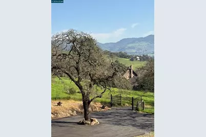 2087 1st Avenue, Napa, CA 94558 - Photo 3