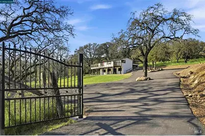 2087 1st Avenue, Napa, CA 94558 - Photo 1