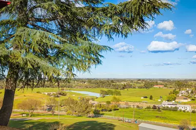 7413 English Hills Road, Vacaville, CA 95688 - Photo 97