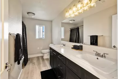 7413 English Hills Road, Vacaville, CA 95688 - Photo 53