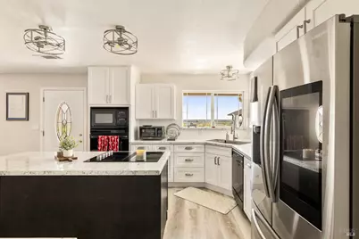 7413 English Hills Road, Vacaville, CA 95688 - Photo 27