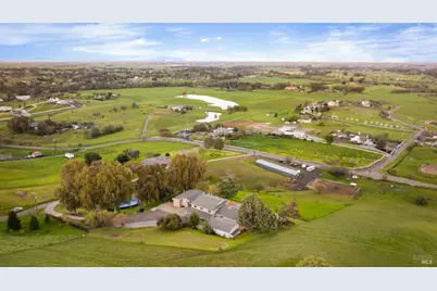 7413 English Hills Road, Vacaville, CA 95688 - Photo 91