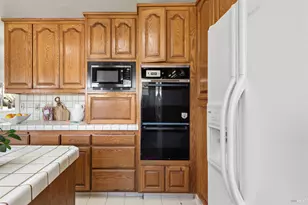 2241 Marsh Rd, Santa Rosa, CA 95403 - Photo 17