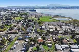 639 E 5th St, Benicia, CA 94510 - Photo 49