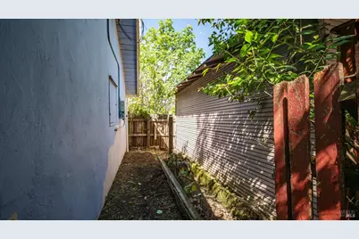 11 San Rafael Avenue, San Rafael, CA 94901 - Photo 21