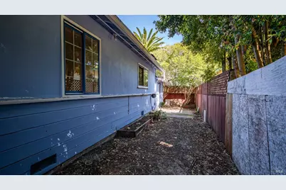 11 San Rafael Avenue, San Rafael, CA 94901 - Photo 19