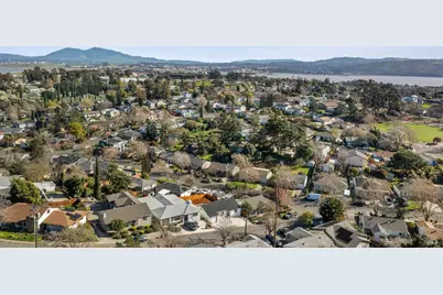 8 Corte Dorado Court, Benicia, CA 94510 - Photo 35