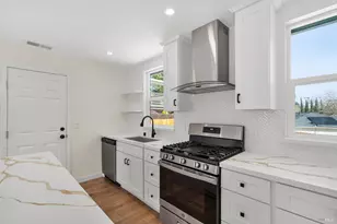 8 Corte Dorado Ct, Benicia, CA 94510 - Photo 11