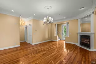 382 Lakeview Dr, Napa, CA 94559 - Photo 15
