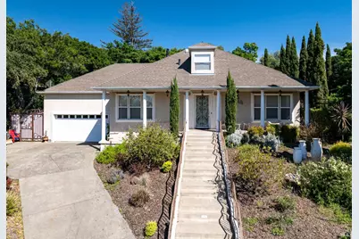 382 Lakeview Drive, Napa, CA 94559 - Photo 1