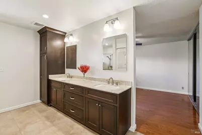 105 Woodstock Court, Benicia, CA 94510 - Photo 29