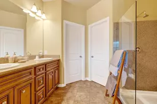 180 Healdsburg Ave, Cloverdale, CA 95425 - Photo 11