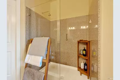 180 Healdsburg Avenue #A, Cloverdale, CA 95425 - Photo 25