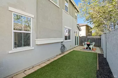 212 Coulter Way, Vacaville, CA 95687 - Photo 35