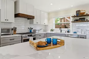 54 Manzanita Ave, Novato, CA 94945 - Photo 1