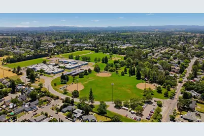 2151 W Steele Lane, Santa Rosa, CA 95403 - Photo 29