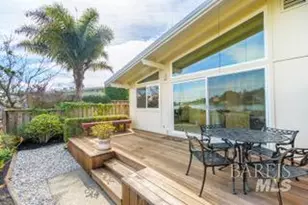 50 Porto Bello Dr, San Rafael, CA 94901 - Photo 17