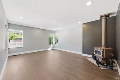 341 La Crosse Avenue, Santa Rosa, CA 95409 - Photo 5