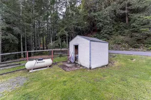26845 Poppy Dr, Willits, CA 95490 - Photo 31