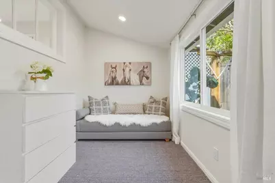 250 Butterfield Road, San Anselmo, CA 94960 - Photo 13