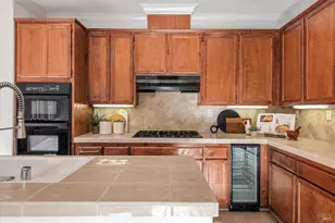 95 Summerbrooke Cir, Napa, CA 94558 - Photo 7