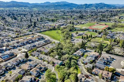 95 Summerbrooke Circle, Napa, CA 94558 - Photo 29