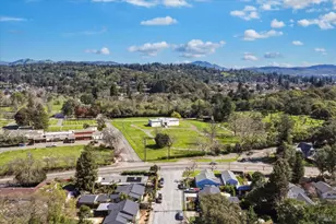 1136 Poppy Dr, Santa Rosa, CA 95404 - Photo 43