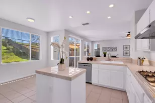 1014 Sandhurst Dr, Vallejo, CA 94591 - Photo 17