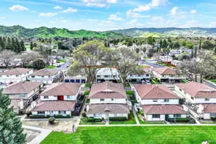 1941 Aletha Ln, Vacaville, CA 95687 - Photo 3