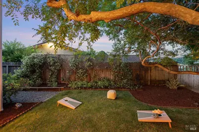 116 Twelveoak Hill Drive, San Rafael, CA 94903 - Photo 5