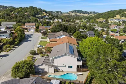 116 Twelveoak Hill Drive, San Rafael, CA 94903 - Photo 17