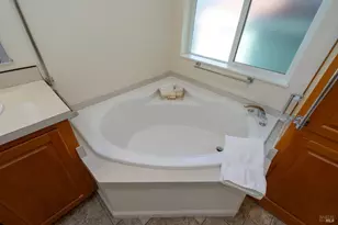 32 Yorkshire Dr, Santa Rosa, CA 95401 - Photo 51