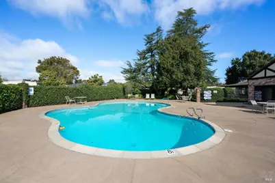 32 Yorkshire Drive, Santa Rosa, CA 95401 - Photo 57