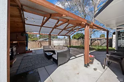 2204 Tyler Court, Antioch, CA 94509 - Photo 19