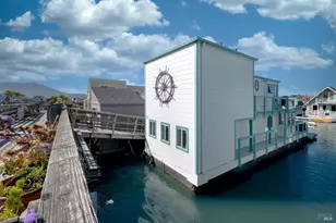 35 W Pier, Sausalito, CA 94965 - Photo 9