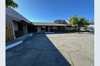 7 Pamaron Way, Novato, CA 94949 - Photo 1