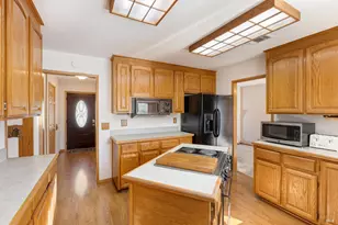 692 Linwood St, Vacaville, CA 95688 - Photo 13