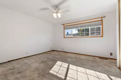 692 Linwood Street, Vacaville, CA 95688 - Photo 17