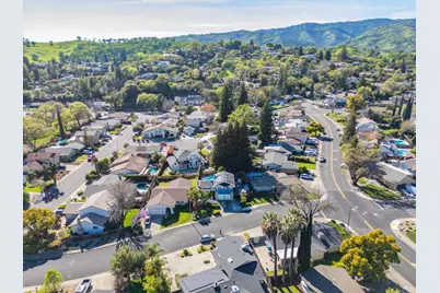 692 Linwood Street, Vacaville, CA 95688 - Photo 39