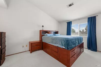 300 Robin Circle, Vacaville, CA 95687 - Photo 19