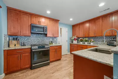 300 Robin Circle, Vacaville, CA 95687 - Photo 13