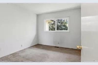 15 Alameda De La Loma, Novato, CA 94949 - Photo 23