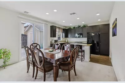 5348 Gramercy Circle, Fairfield, CA 94533 - Photo 9