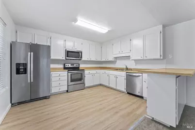 6498 Jacaranda Street, Rohnert Park, CA 94928 - Photo 19