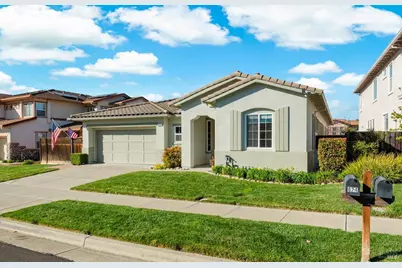 624 Emerald Hills Circle, Fairfield, CA 94533 - Photo 3